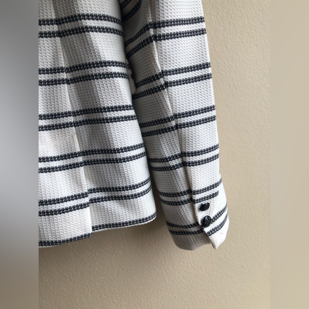 Willi Smith Women’s Long Sleeve Button White Black Stripped Jacket Size Small - Picture 6 of 13